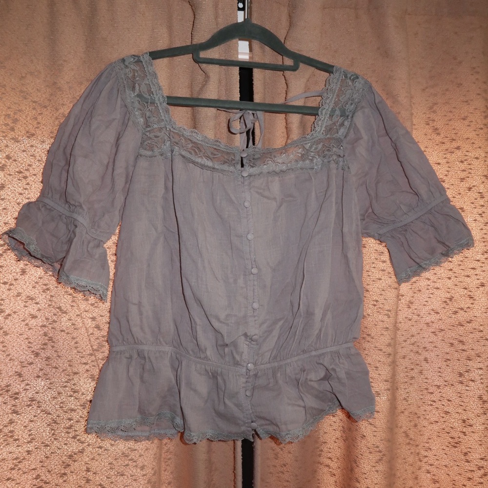 Listicle Puff Sleeve Blouse